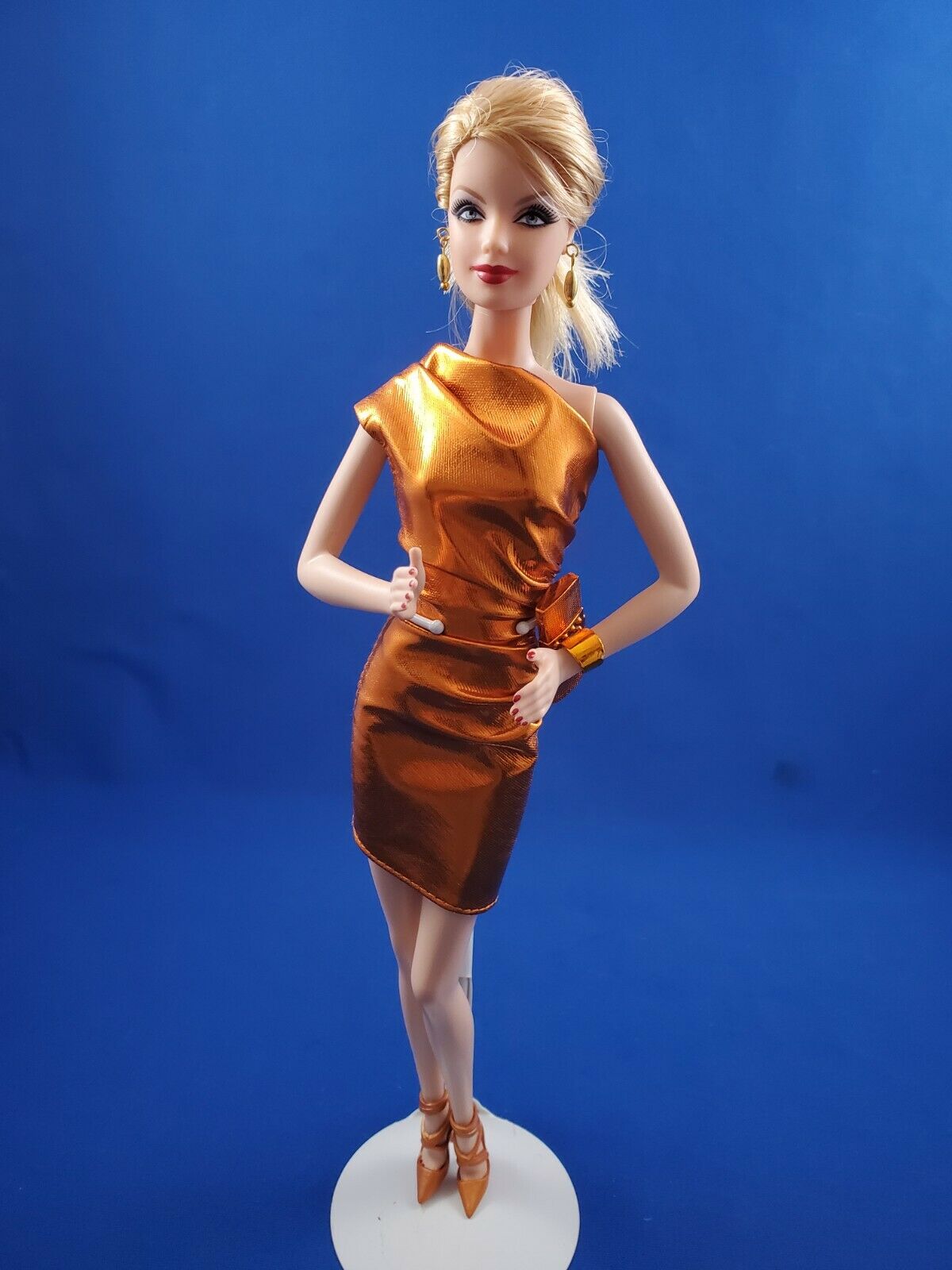 The Barbie Look® City Shine™ Barbie® Doll Copper Outfit - Us Sales Only!