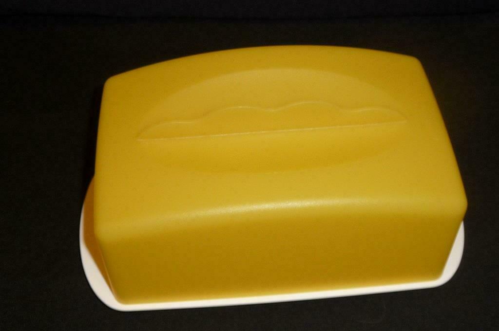 Tupperware Impressions 1 Lb Butter Cheese Keeper ~ Yellow White 3672a-3