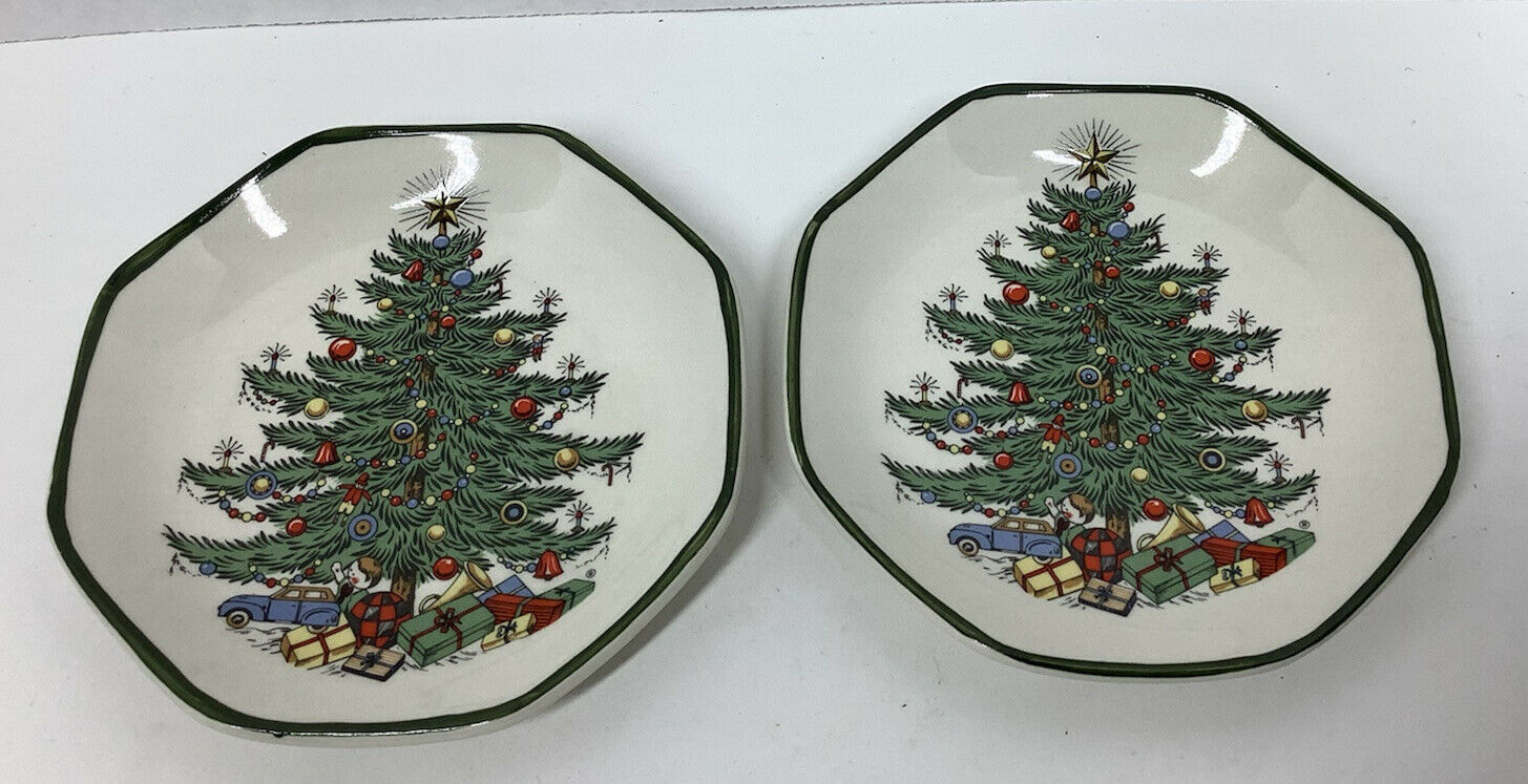 Cuthbertson Christmas Tree Pair Of Butter Pat Dishes